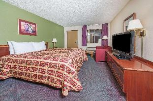 Days Inn by Wyndham New Market Battlefield image 3